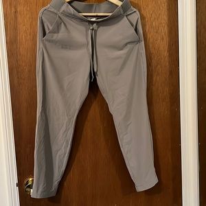 Athleta Brooklyn style Gray Pants - size 2p!